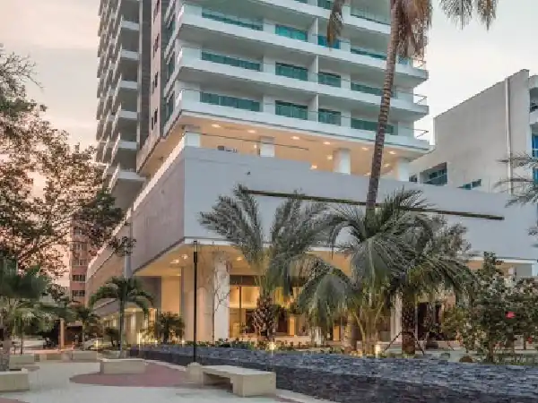 Oceania - Santa Marta Two Towers - Santa Marta